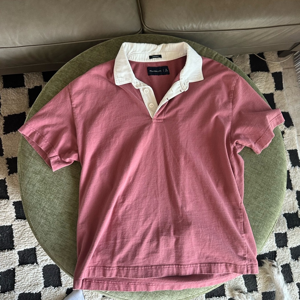 Abercrombie & Fitch Rose Polo with White Collar